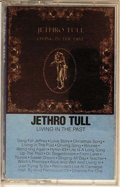 Jethro Tull / Living In The Pass XDR / CCS stereo [03][DSG]