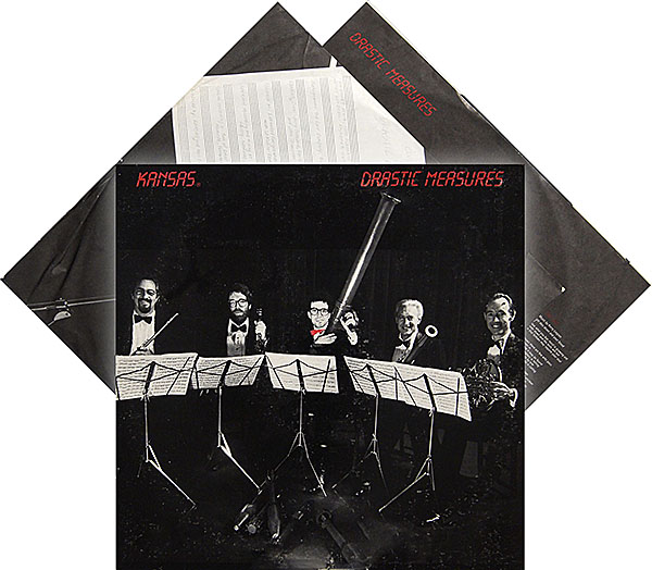 Kansas / Drastic Measures / with insert / BL 38733 [A6]